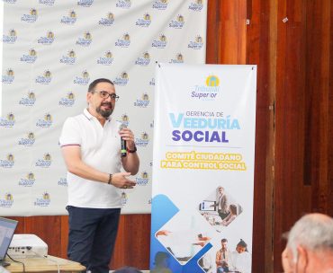 Reunión Gerencia de Veeduría Social - Magistrado Medina